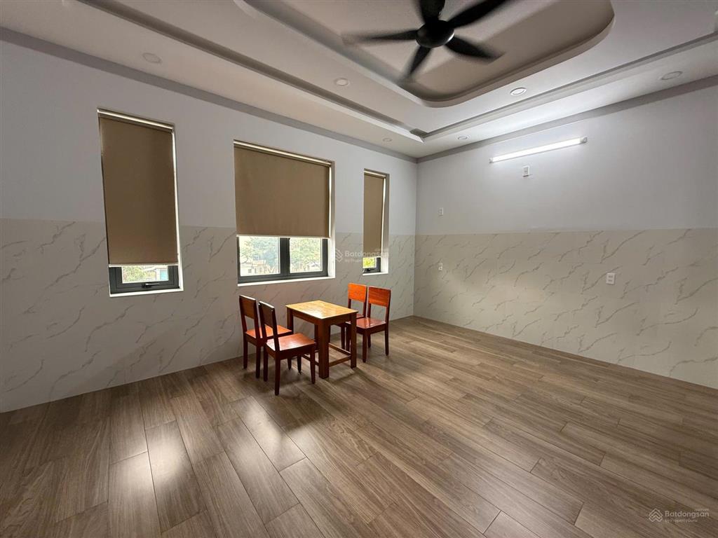 Bán chdv có 7 phòng lớn làm ký túc xá thu nhập 80tr/tháng đường kha vạn cân p.linh tây 103,2m2