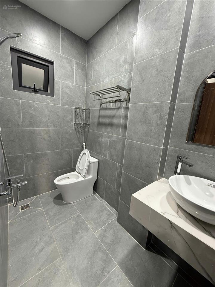 Bán chdv có 7 phòng lớn làm ký túc xá thu nhập 80tr/tháng đường kha vạn cân p.linh tây 103,2m2