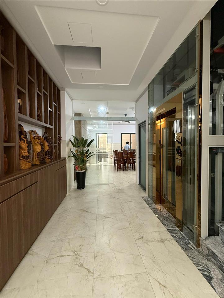 Bán chdv có 7 phòng lớn làm ký túc xá thu nhập 80tr/tháng đường kha vạn cân p.linh tây 103,2m2