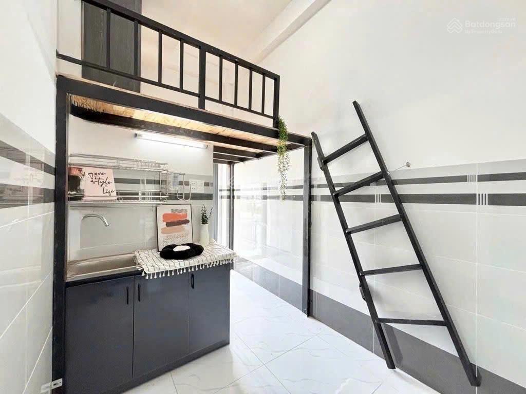 Bán chdv 5 tầng mặt tiền đường p.phước long b, có 24 phòng thu nhập 100tr/tháng 131,1m2 ngang 7m