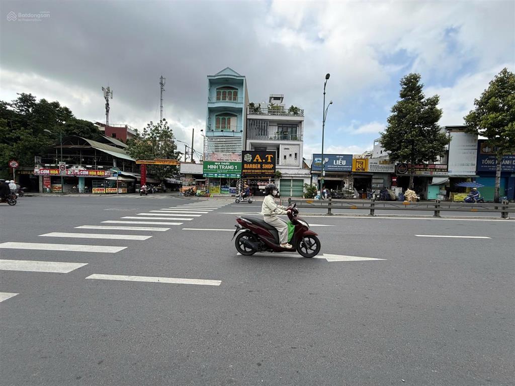 Bán nhà 3 tầng 2 mặt tiền đường kha vạn cân p. linh trung, 135,5m2 (5,5m x 25m) nở hậu, hoàn công