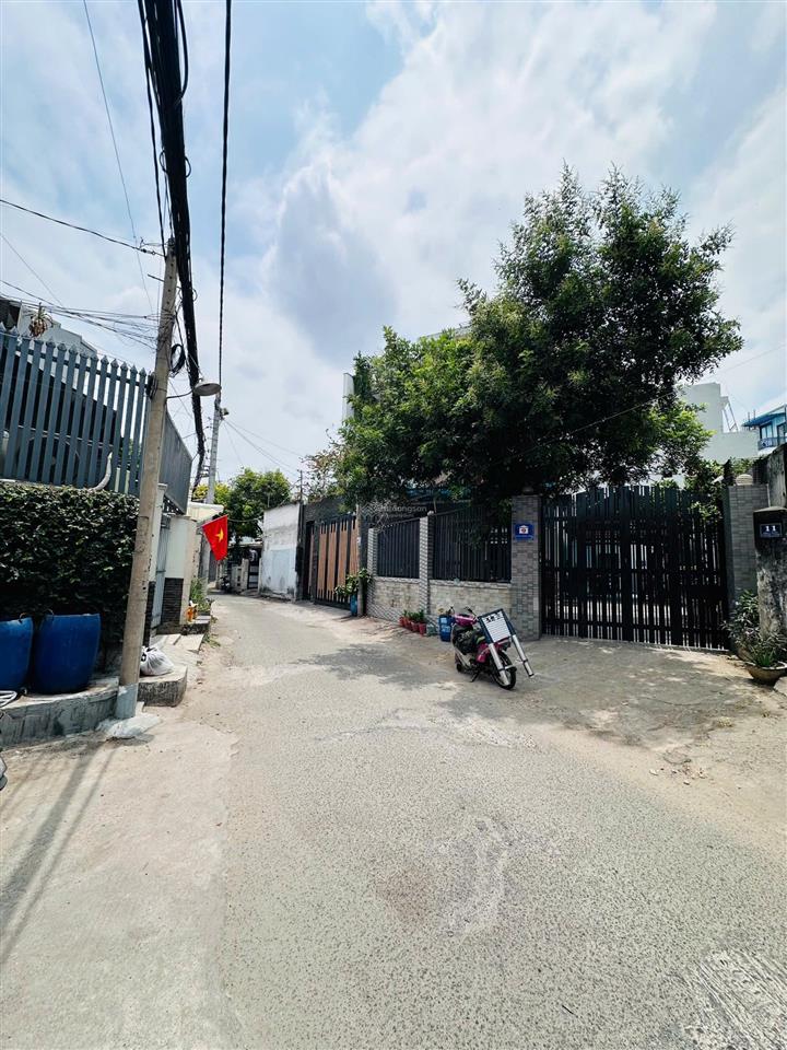 Hiếm  bán nhà mặt tiền đường sát khu himlam p. linh chiểu thủ đức 182,2m2 ngang 9,6m, sổ riêng