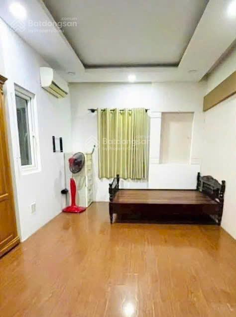 Cho thuê nhà 3 tầng gần đh luật, hẻm ô tô p.hiệp bình, 4pn 3wc giá 15tr/tháng tl, ở ngay