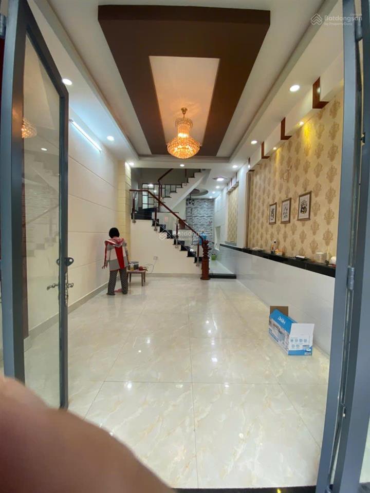 Cho thuê nhà 1t2l 1 tum đường 50 hiệp bình chánh, gần gigamall, cầu bình lợi, 4pn có máy lạnh