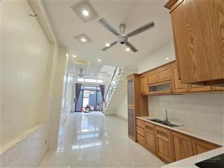 Cho thuê nhà 3 tầng hẻm xe tải võ văn ngân, linh chiểu thủ đức, 3pn 4wc, gần vincom, làm văn phòng