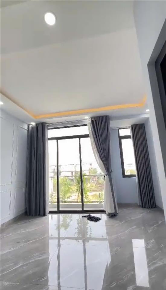 Hiếm  bán nhà 3 tầng hẻm oto 108m2 ngang 4,37m đường 30 linh đông, gần chung cư 4s chỉ 8,5 tỷ