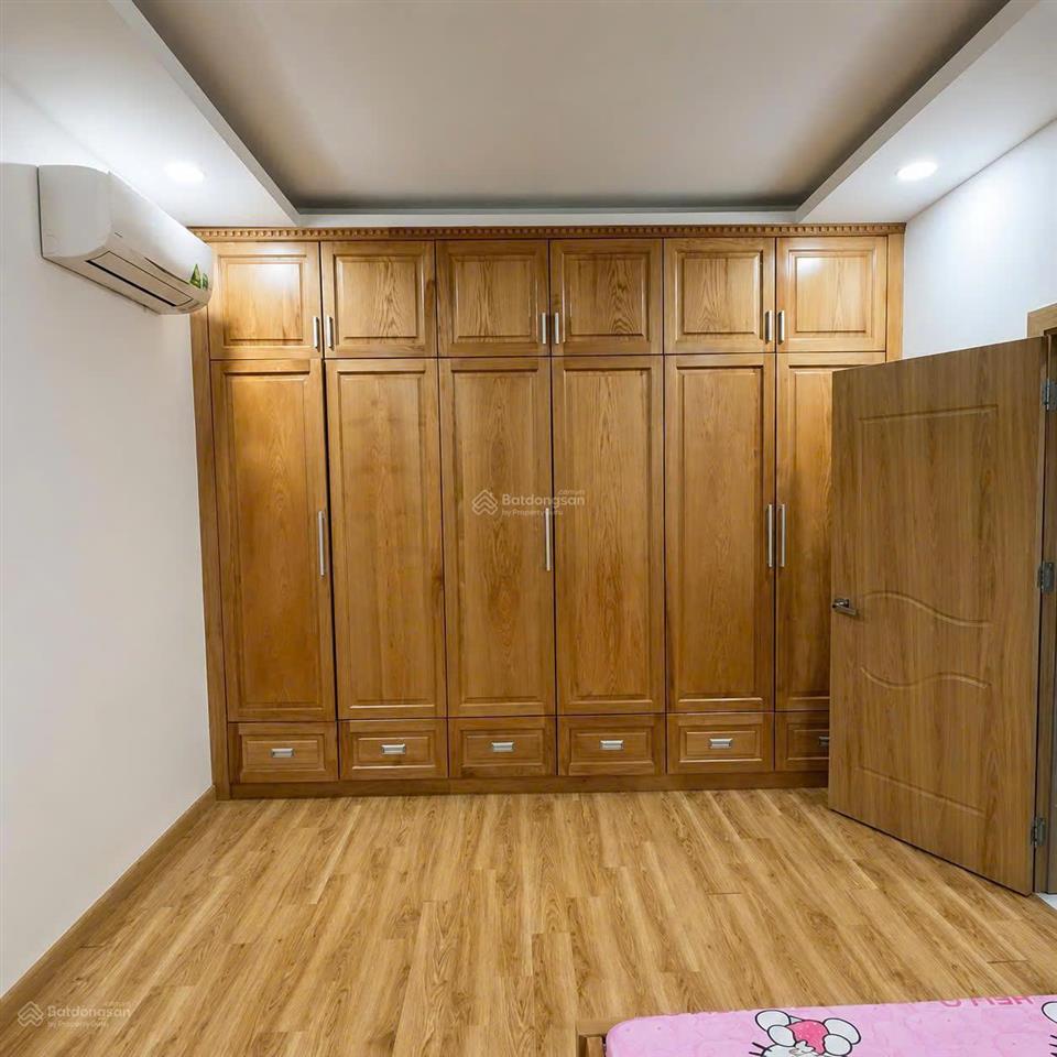 Siêu phẩm  bán nhà 3 tầng khu rosita khang điền 91,3m2(5x18,26m) hoàn công, tặng full nội thất,