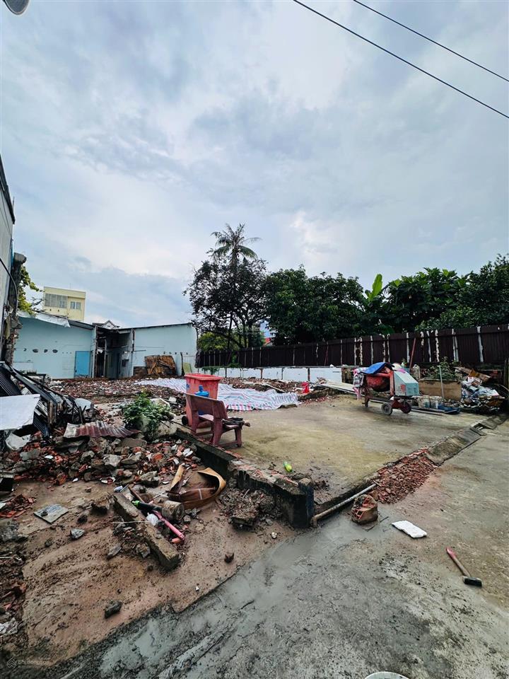 Tách được 2 lô 187m2(11,5 x 17,5m) vuông vức đường hồ văn tư p.trường thọ, gần đặng văn bi