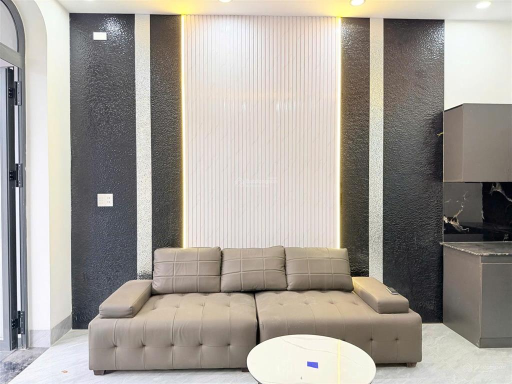 Nhà 1 trệt 1 lầu 73m2 thổ cư đường ô tô ngay gần metro tân vạn giá 2,750 tỷ