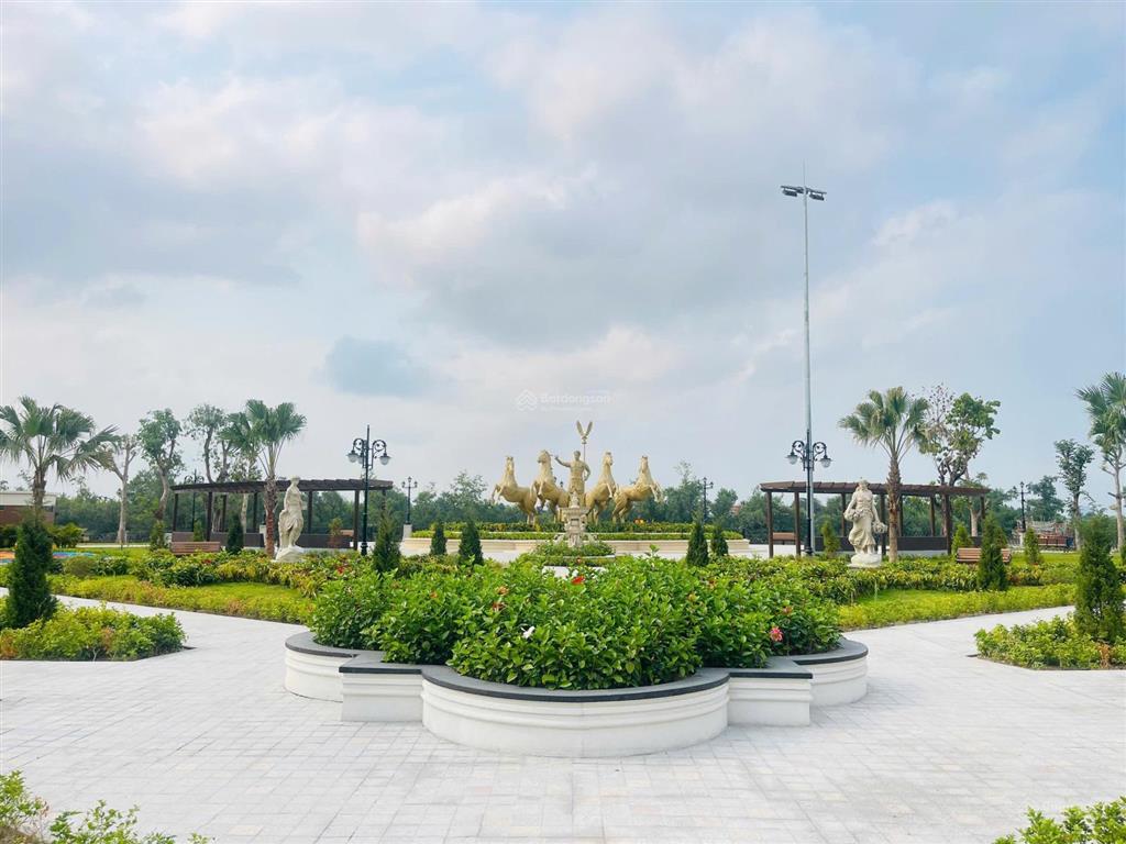Bán biệt thự song lập 188m2 view công viên  phân khu hoàng gia chỉ 14,5 tỷ