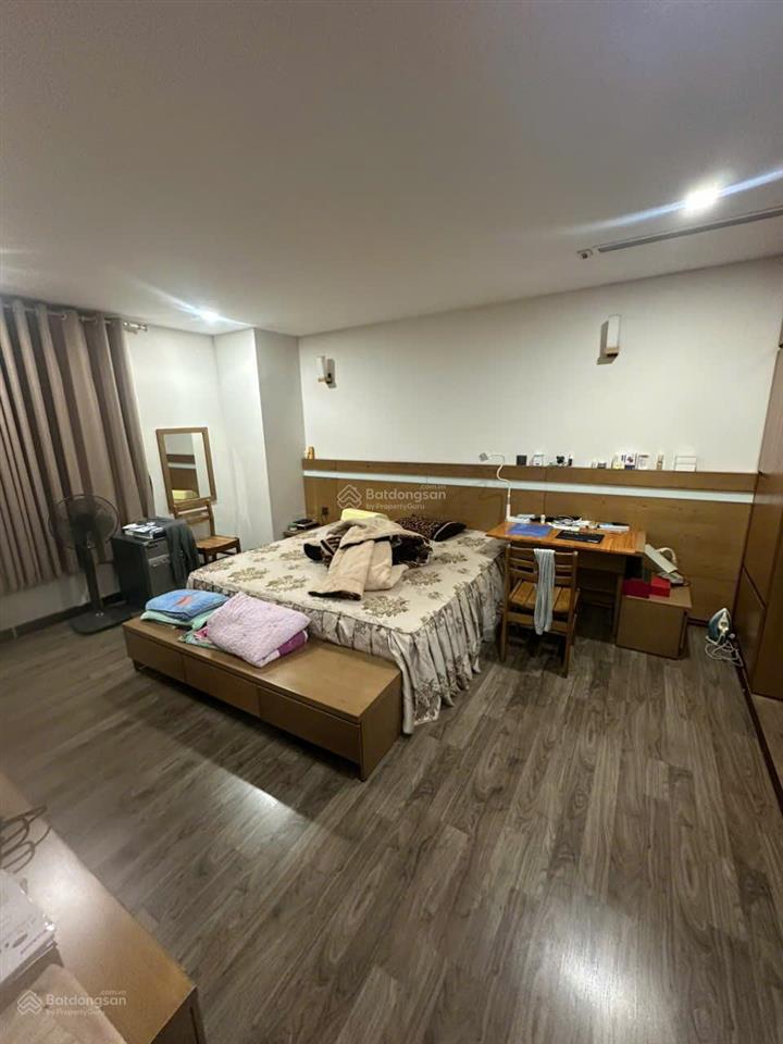 Bán cc 3pn 2wc tại home city trung kính, 112m2, 11 tỷ vnd