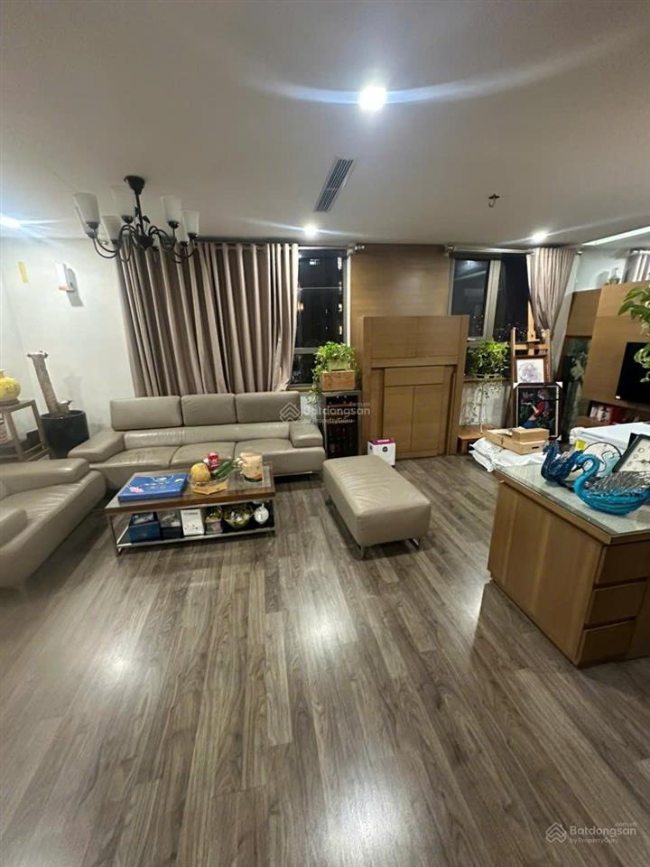 Bán cc 3pn 2wc tại home city trung kính, 112m2, 11 tỷ vnd