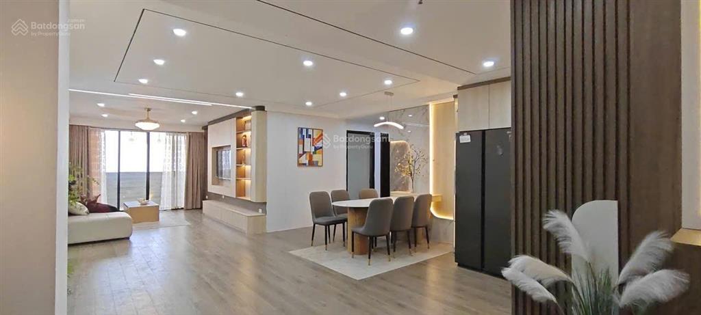 Bán cc tại bình vượng tower, 7,2 tỷ, 146m2, 4pn, 2wc, tiện ích đầy đủ