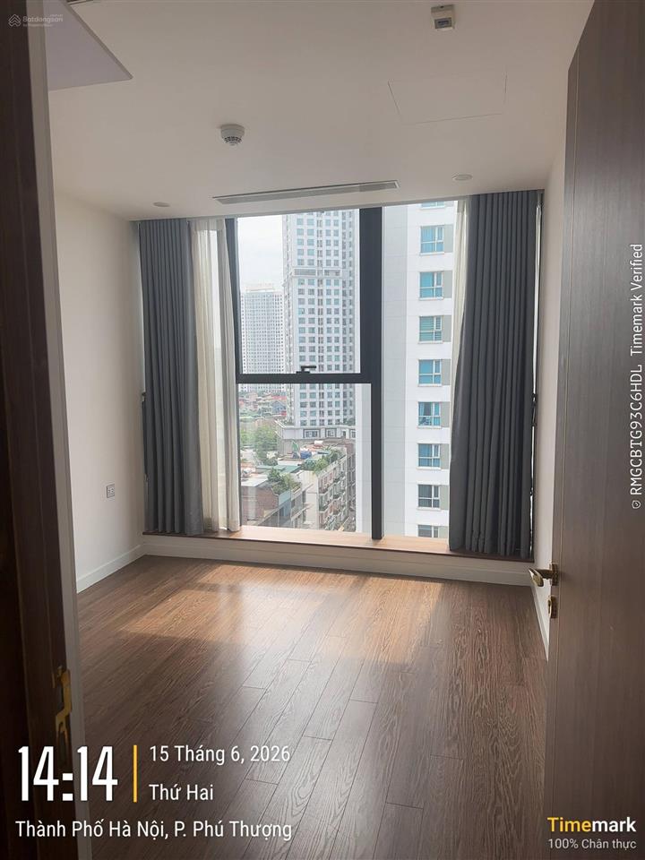 Bán cc sunshine city, bắc từ liêm, 8,4 tỷ, 81m2, 2pn, 2wc đẹp xuất sắc