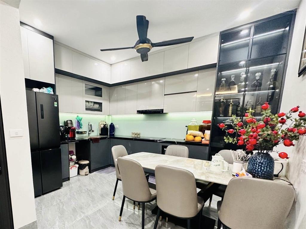 Bán nhà riêng diện tích 57m, 5 tầng! nhà mới dân xây chắc chắn
