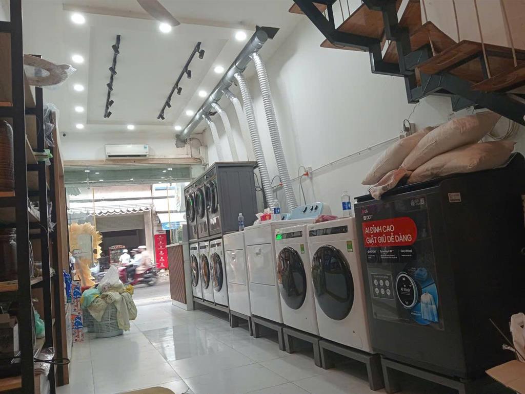 CẦN SANG NHƯỢNG TIỆM GIẶT SẤY SET UP ĐẦY TÂM HUYẾT CHỈ MỚI MỞ TRƯỚC TẾT ĐƯỢC KHÁCH QUÝ