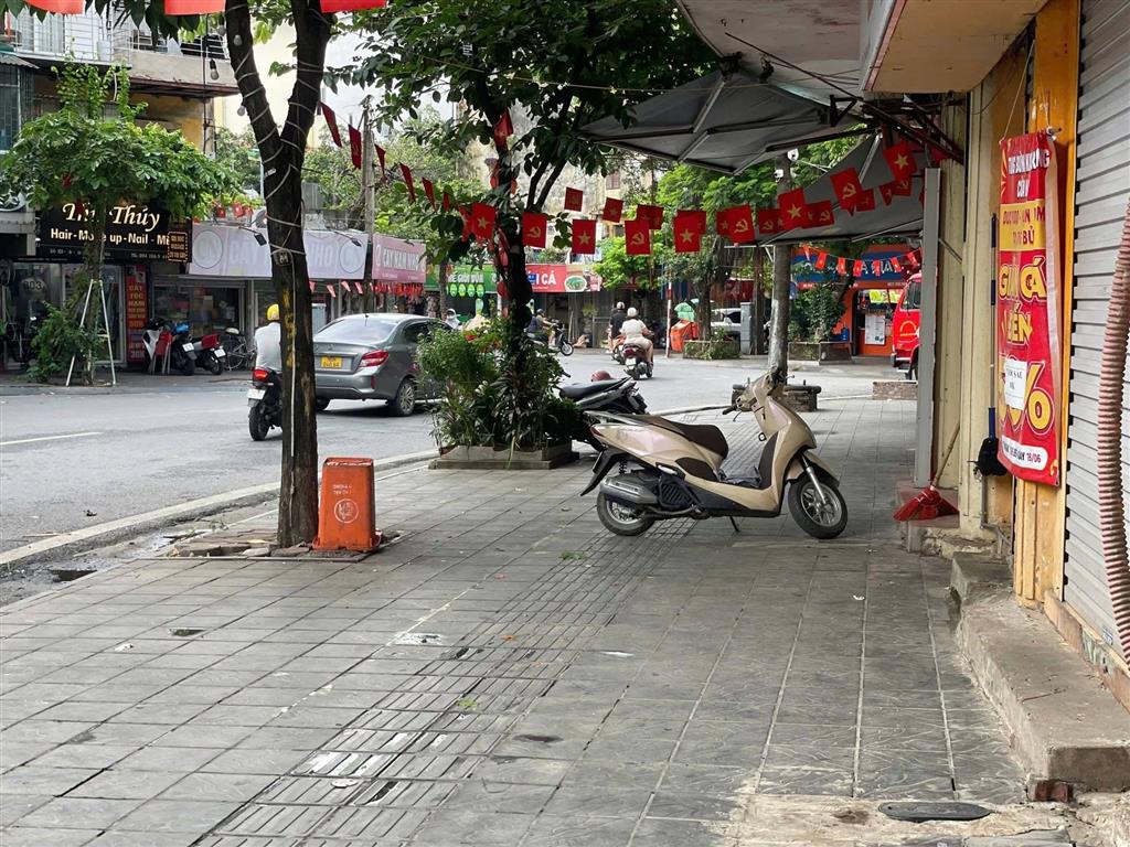 SANG NHƯỢNG MẶT BẰNG KINH DOANH MẶT ĐƯỜNG TẠ QUANG BỬU, HAI BÀ TRƯNG, HÀ NỘI CHỈ 10TR