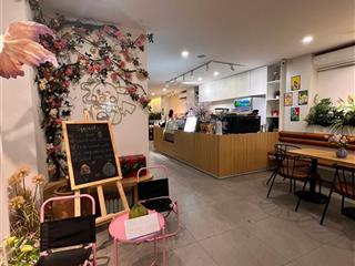 NHƯỢNG QUÁN  COFFEE SÂN THƯỢNG VIEW ĐẸP XEM PHÁO HOA TOÀN CẢNH TẠI HÀ NỘI