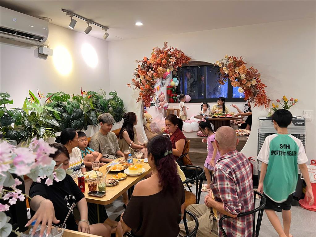 NHƯỢNG QUÁN  COFFEE SÂN THƯỢNG VIEW ĐẸP XEM PHÁO HOA TOÀN CẢNH TẠI HÀ NỘI