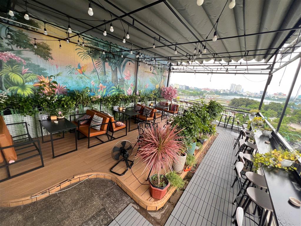 NHƯỢNG QUÁN  COFFEE SÂN THƯỢNG VIEW ĐẸP XEM PHÁO HOA TOÀN CẢNH TẠI HÀ NỘI
