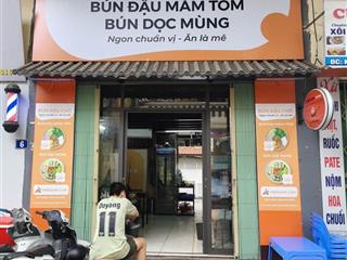 EM CẦN  CHUYỂN NHƯỢNG KIOT HÀNG ĂN HAI MẶT TIỀN NGUYỄN VĂN CỪ, HÀ NỘI
