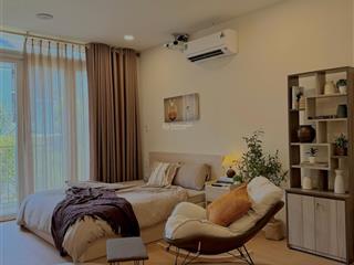 Studio ban công  full nội thất, decor siêu đẹp  5 phút đến chợ bà chiểu