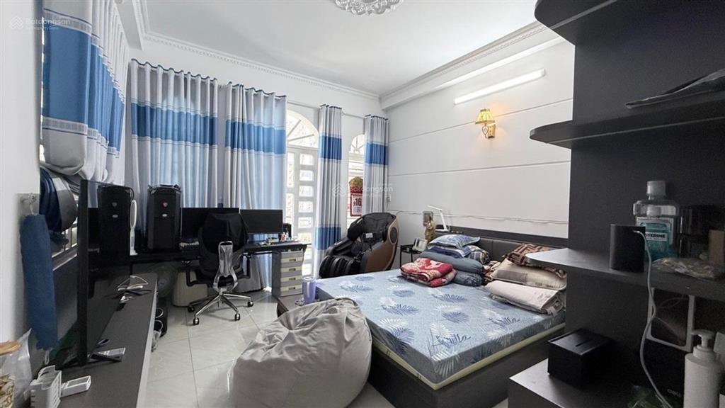 Ngang 5m hiếm có ô tô ngủ trong nhà chỉ 6.3 tỷ hiệp thành