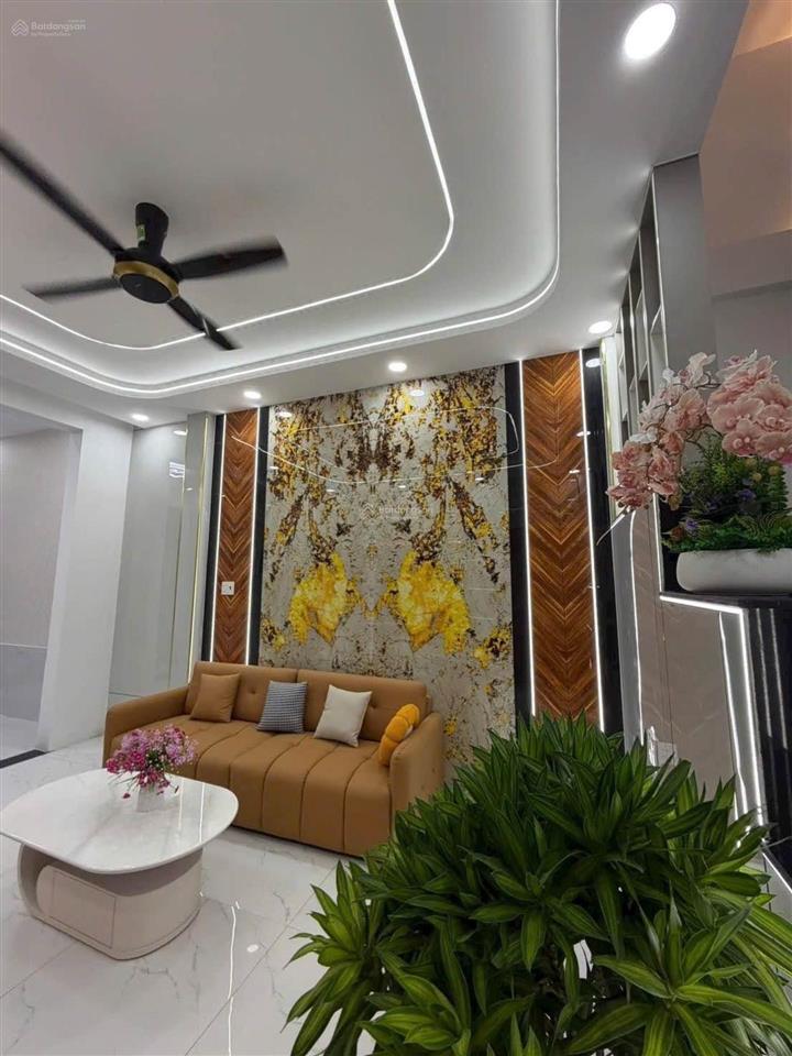 Siêu phẩm quận 12  3 tầng 4x15m  full nội thất 