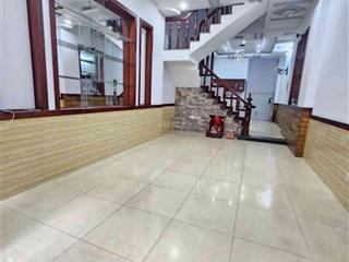 "hiếm có khó tìm nhà đẹp quận 12, xe hơi ngủ trong nhà giá chưa qua đầu tư"