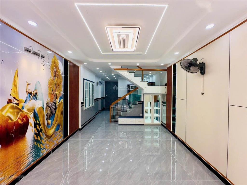 Mặt tiền nhánh kinh doanh đường hiệp thành 17  ngay vườn ươm hiệp thành  thông tứ tung