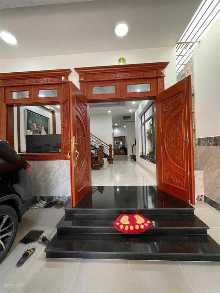Nhà 4 tầng btct chắc chắn, gần 95m², ngang 6 hiếm có, nở hậu nhẹ, xe hơi ngủ trong nhà nhỉnh 8 tỷ