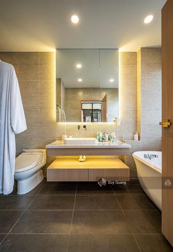 Villa mini villa trần não  9x15m  4 tầng  hđt 60tr/tháng  chỉ 30 tỷ