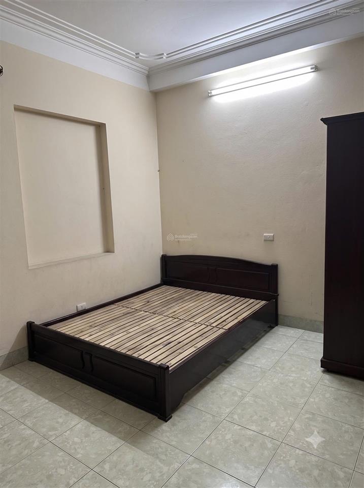 Cho thuê nhà riêng 4pn, 3wc, 14 triệu, 45m2  17 ngõ 382, hồ tùng mậu (gần ngay ga metro cầu diễn)
