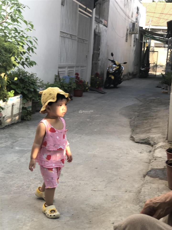 Chính chủ bán đất thổ cư sẵn sổ full tiện ích tại tăng nhơn phú a