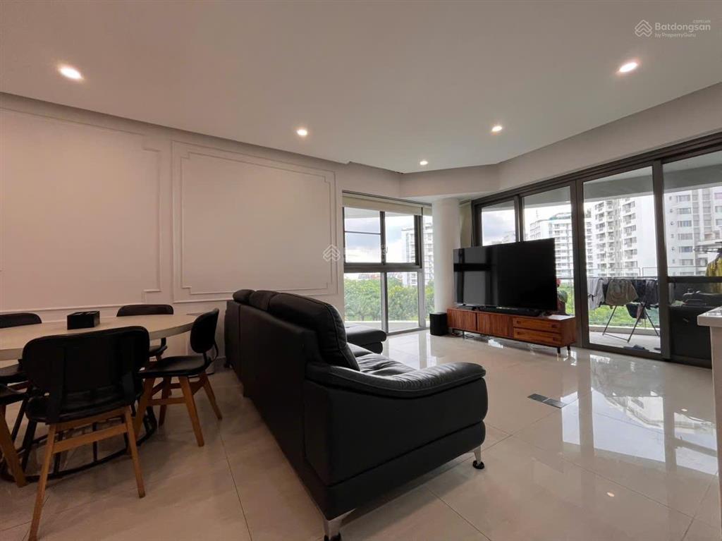 Căn hộ riverpark premier 3 phòng ngủ giá 50 triệu