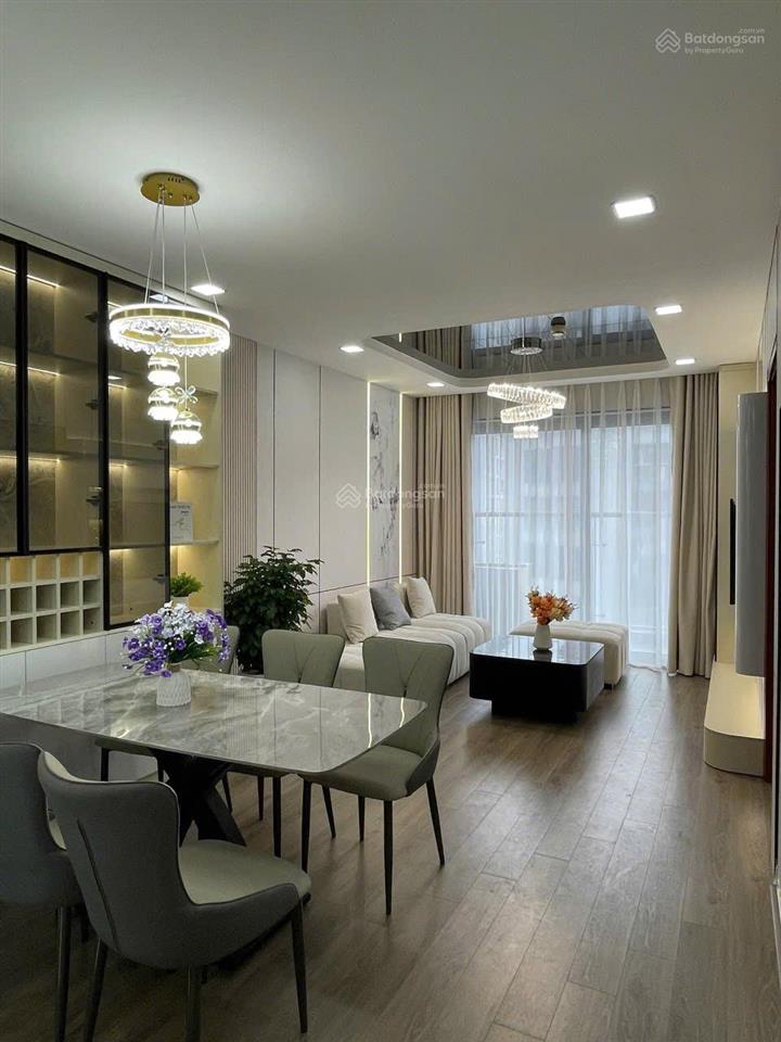 Bán gấp căn hộ 2pn, 2wc tại rivera park hà nội, 8 tỷ, 70m2, full nội thất 5*.   0976 464 ***