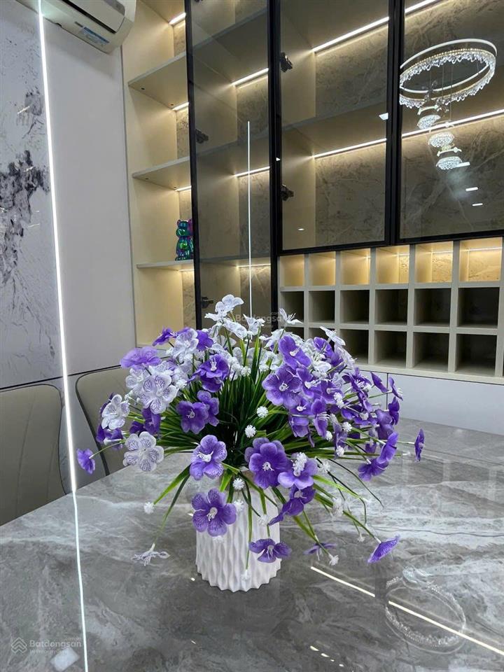 Bán ch hà nội center point lê văn lương, 10 tỷ, 90m2, 3pn, view đẹp, chính chủ.  0976 464 ***