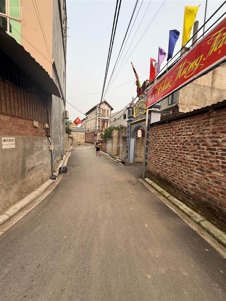 Bán nhà siêu rẻ tiền phong,mê linh ôtô đỗ cửa,đường rộng ôtô tránh giá 3,6 tỷ