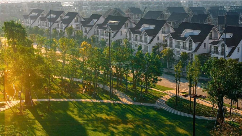 Biệt thự đảo song lập cạnh góc view hồ 209m2 central island  eco central park