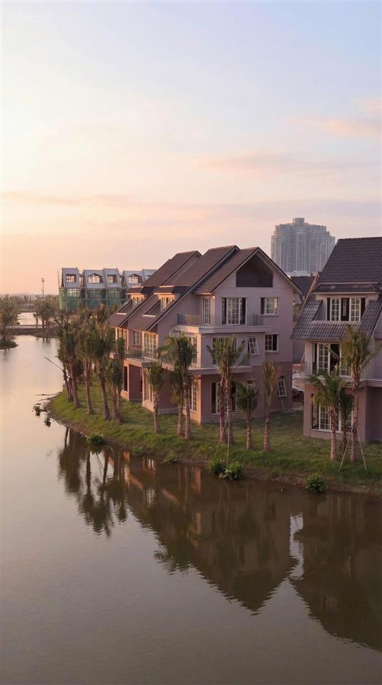 Biệt thự đảo song lập cạnh góc view hồ 209m2 central island  eco central park