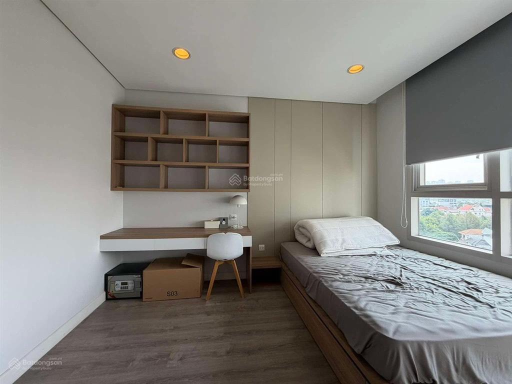 Bán cc 3pn, 2wc, 145m2, 21 tỷ tại xi riverview palace view sông