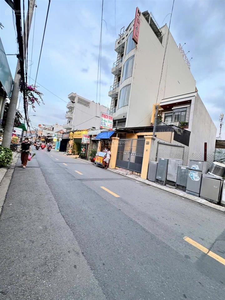 Bán đất mặt tiền đường 42, giáp lê văn thịnh gần bv quận 2