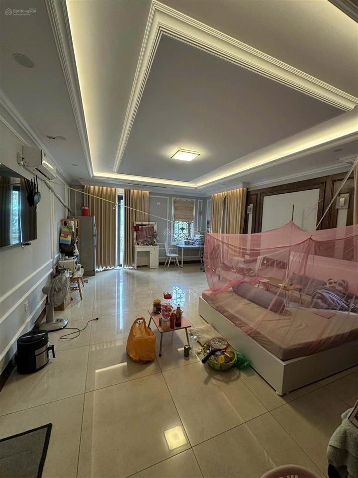 Cần cho gấp nhà 2 mặt tiền thang máy 1 trệt 2 lầu 142m2 gồm 4pn, 6wc khu đông thủ thiêm