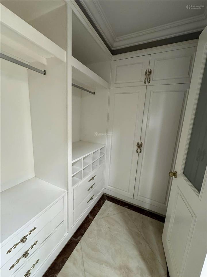Cần cho gấp nhà 2 mặt tiền thang máy 1 trệt 2 lầu 142m2 gồm 4pn, 6wc khu đông thủ thiêm