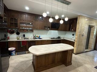 Cần cho gấp nhà 2 mặt tiền thang máy 1 trệt 2 lầu 142m2 gồm 4pn, 6wc khu đông thủ thiêm