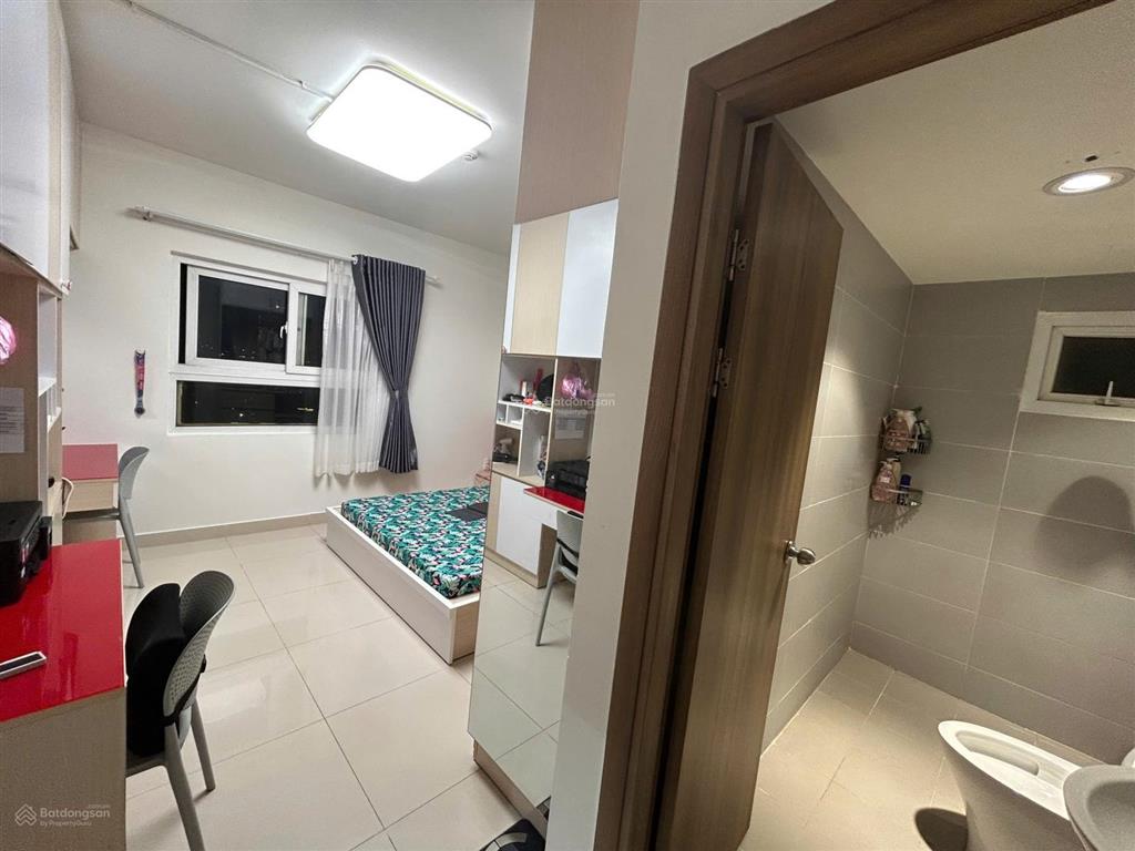 Cần bán gấp căn góc tầng cao 94m2 cc bộ công an 3pn 2wc view landmark chì 7,9tỷ