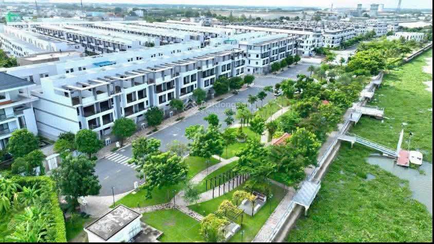 Nhà phố trục chính the pearl riverside chỉ 3 tỷ!