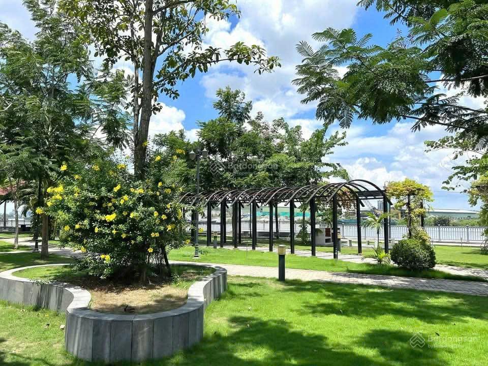 Nhà phố trục chính the pearl riverside chỉ 3 tỷ!