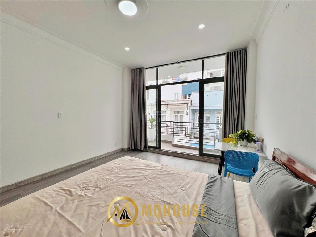 Cho thuê studio bancol ánh sáng tự nhiên đầy đủ , full nt, nhà mới đẹp, ngay chợ bà chiểu