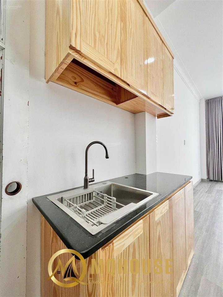 Cho thuê studio bancol ánh sáng tự nhiên đầy đủ , full nt, nhà mới đẹp, ngay chợ bà chiểu